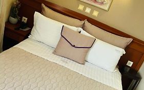 Triton Hotel Piraeus